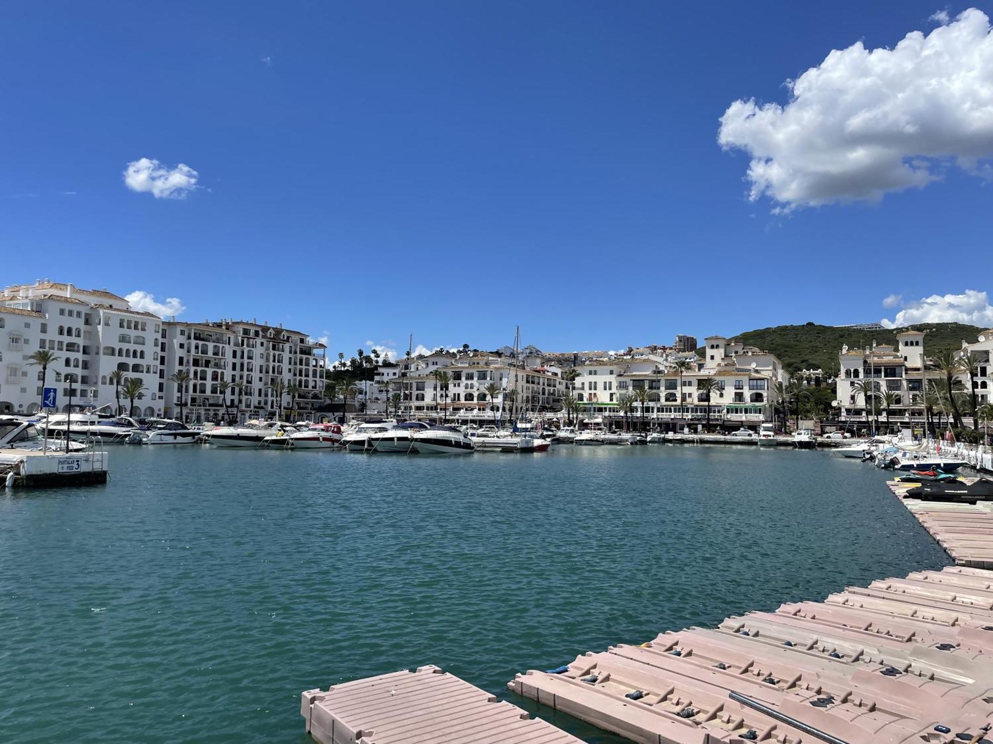 Apartamento En Marina Duquesa Castillo de Sabinillas Dış mekan fotoğraf